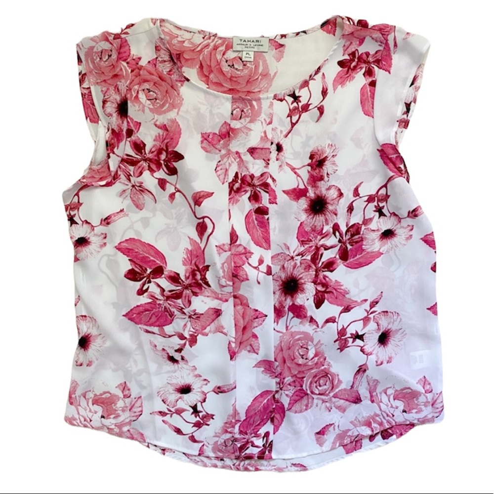 Tahari ASL flutter sleeve blouse